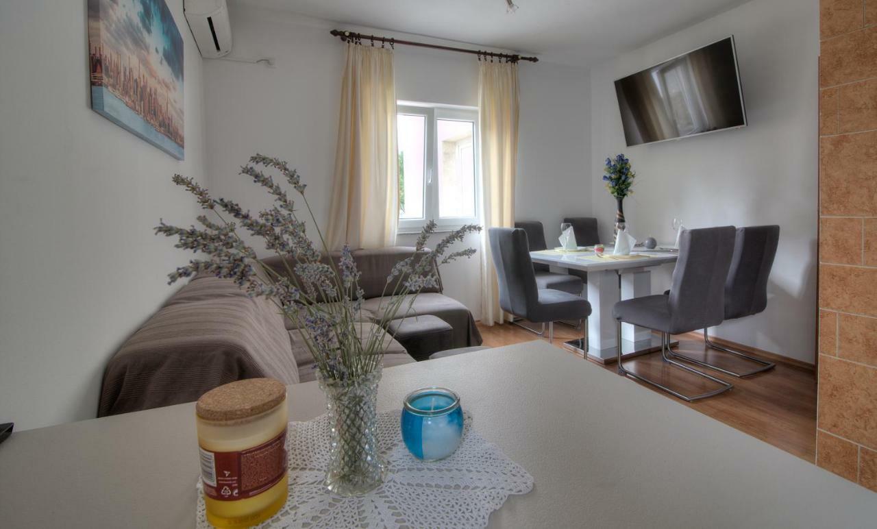 Apartment Marijanka セニ エクステリア 写真